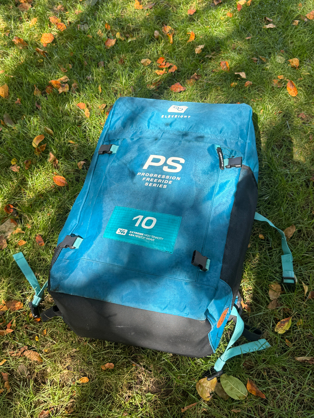 Eleveight PS v9 10m Kite (used good)