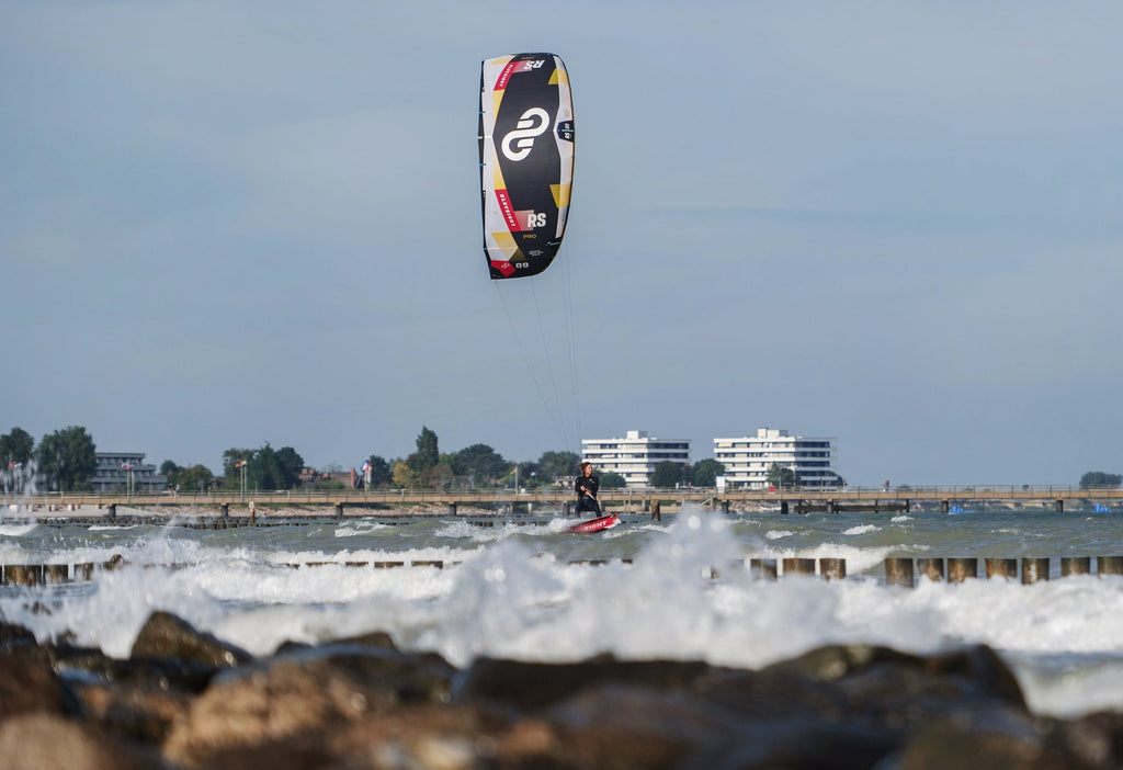 2026 Eleveight RS Pro V2 - Closeout